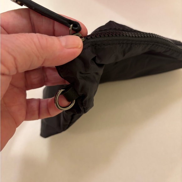 Urban Fit by Urban Expressions black quilted tote bag - Picture 13 of 16